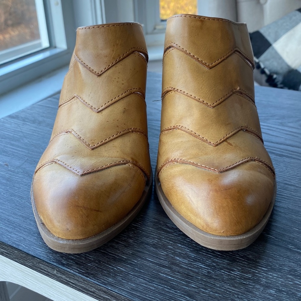Dolce Vita Booties